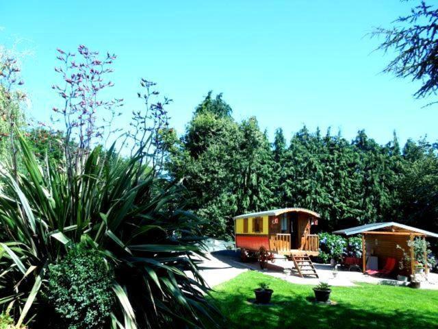 La Cle Des Roulottes Hotel Pluvigner Luaran gambar